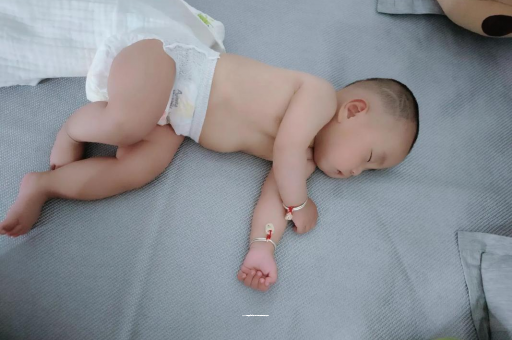 沂南宝宝呼吸道感染发烧